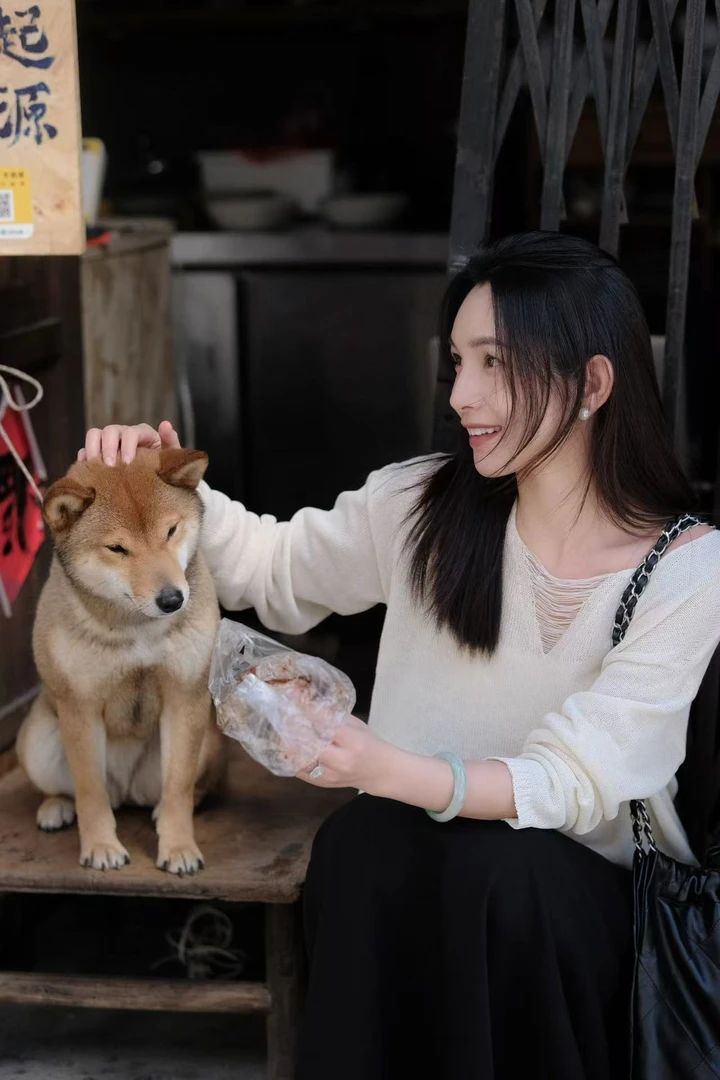 YOI MAGIS【风信子】和纸纱小V领拉丝薄款宽松慵懒风针织春季套头衫