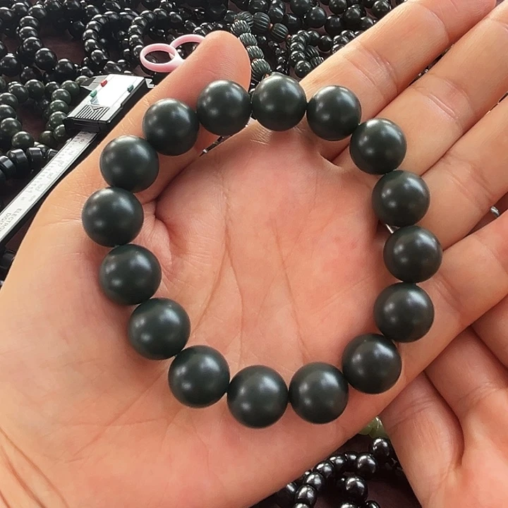 手链未镶嵌和田玉