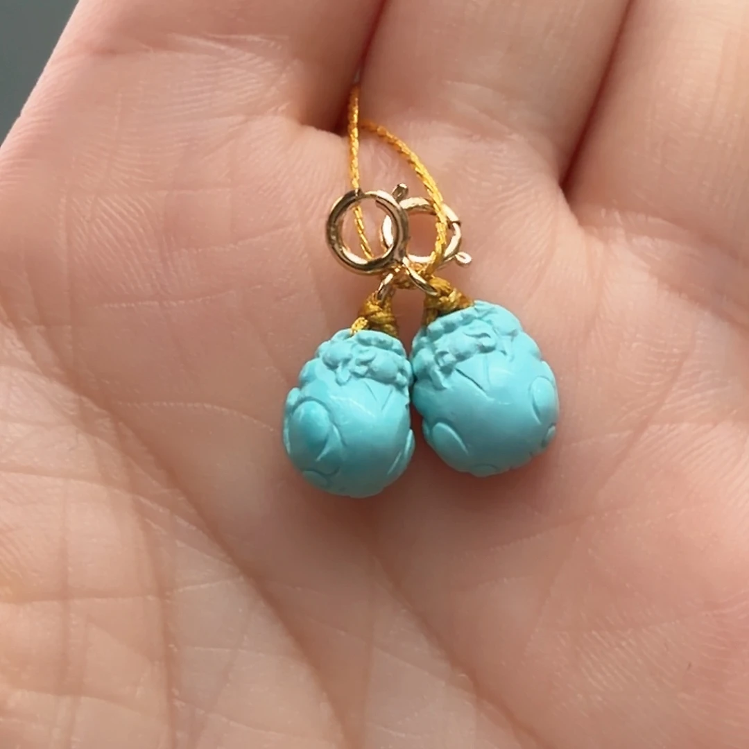 绿松石未镶嵌颈饰