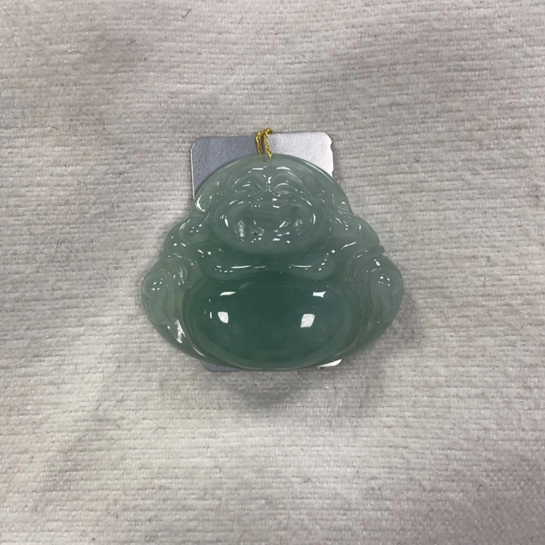 翡翠未镶嵌颈饰佛公