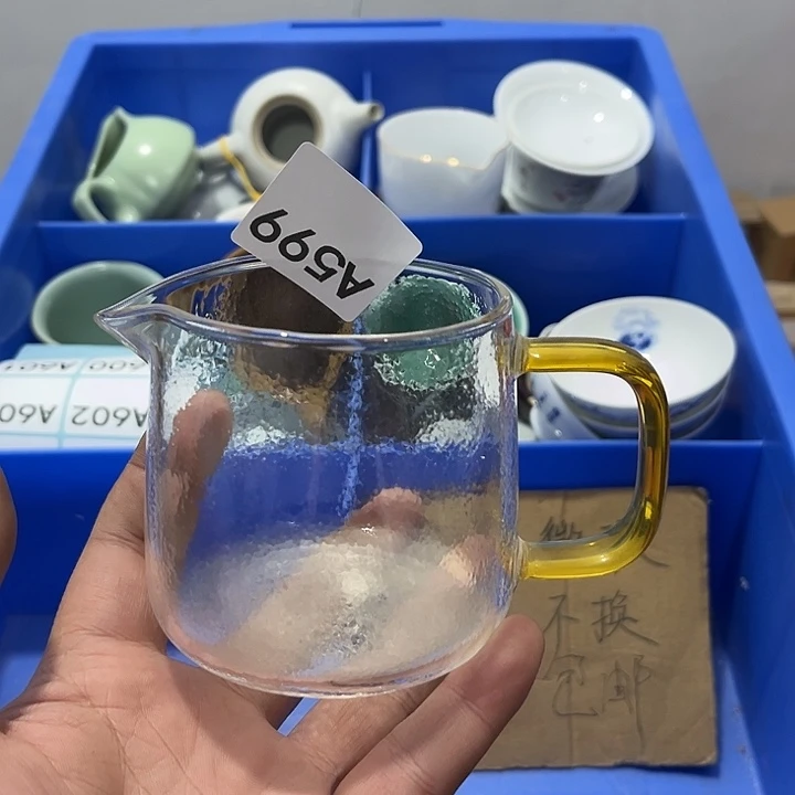 手***行瓷片茶摆件微瑕介意勿拍