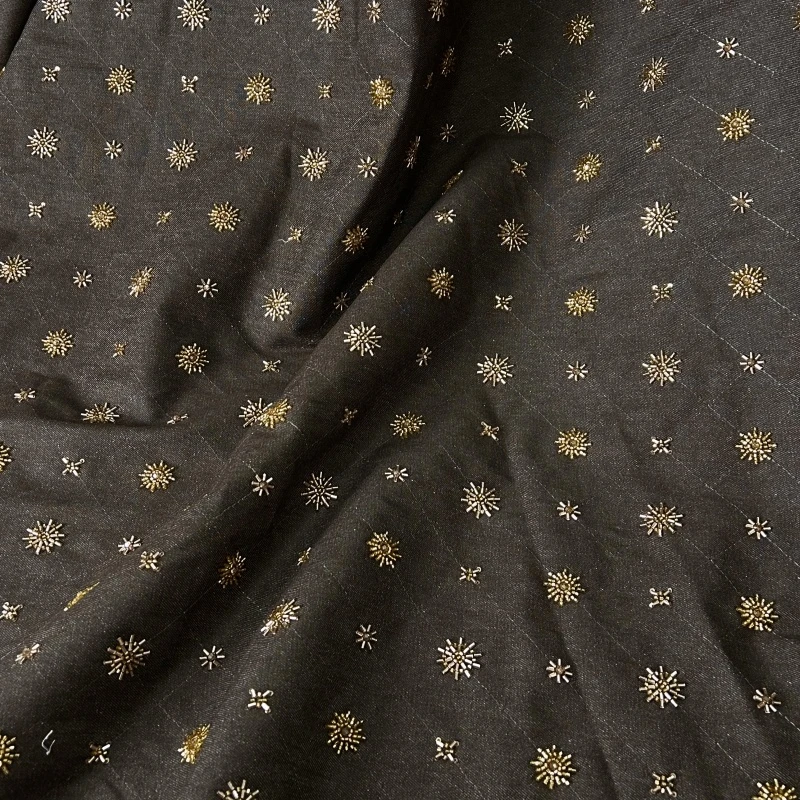 全棉牛仔钉珠绣花面料外套裤子马甲重工珠管绣花布料做衣服的布