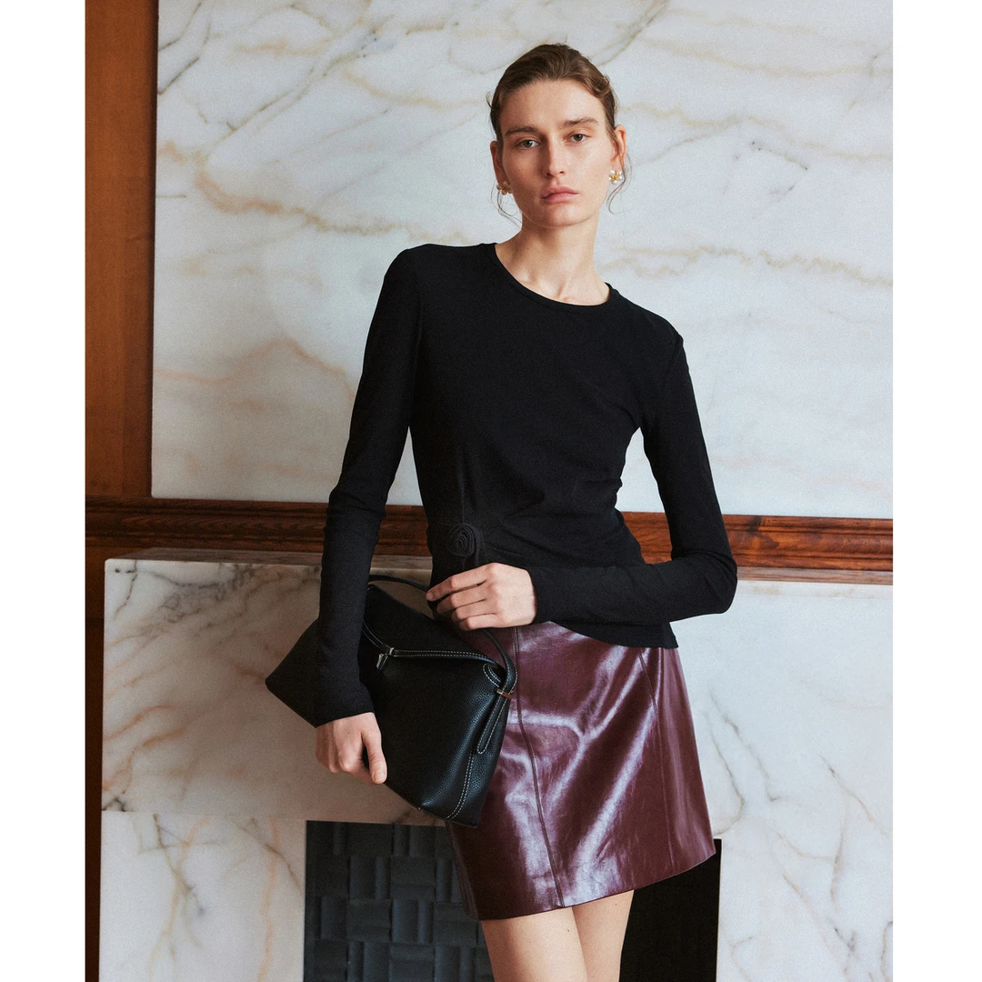 LYNEE【暗夜玫瑰】圆领扭花T恤全棉肌理感不规则上衣LGD2FAT003