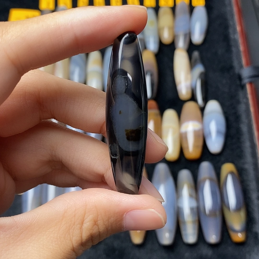 *****未镶嵌颈饰玛瑙/玉髓