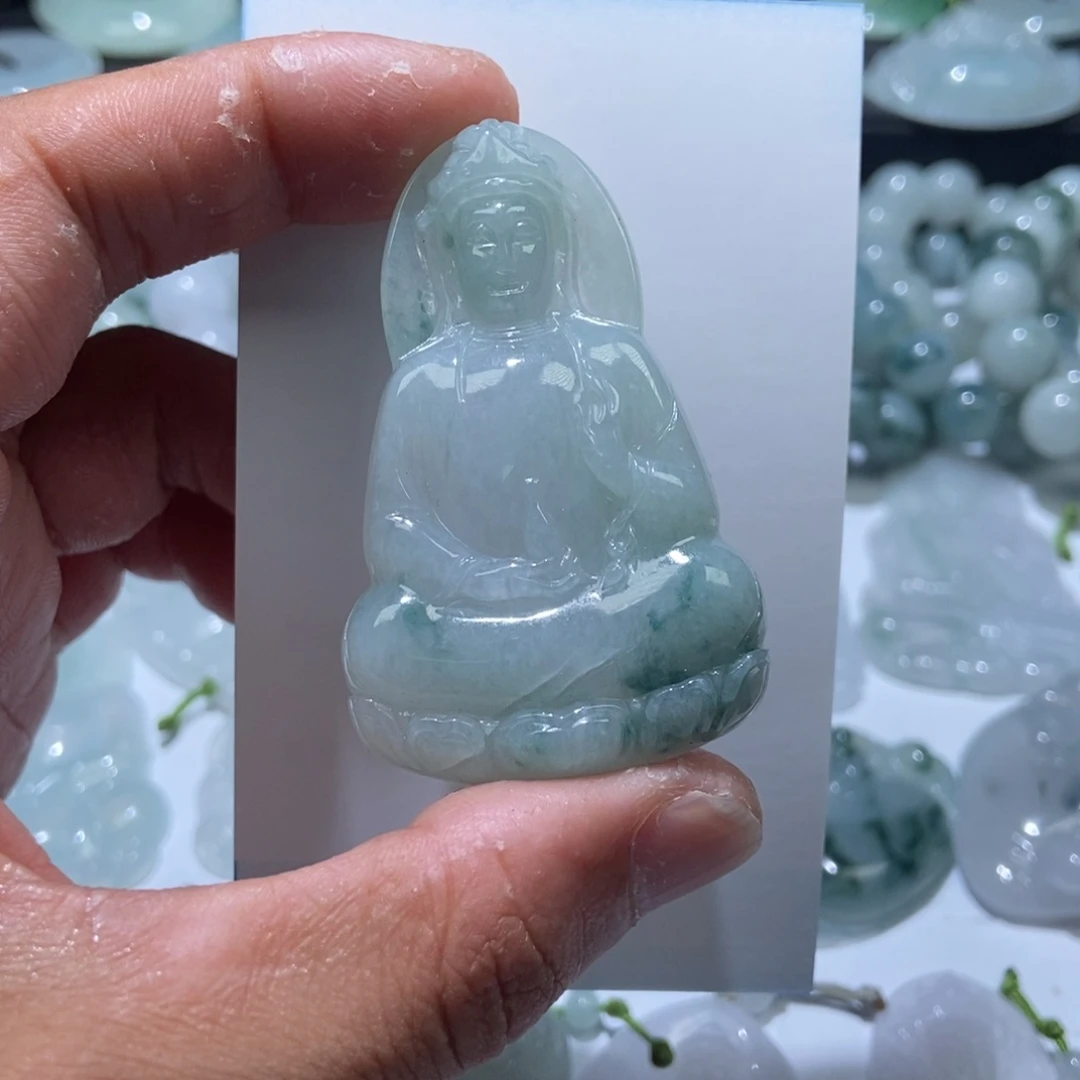 定制翡翠未镶嵌素衣观音