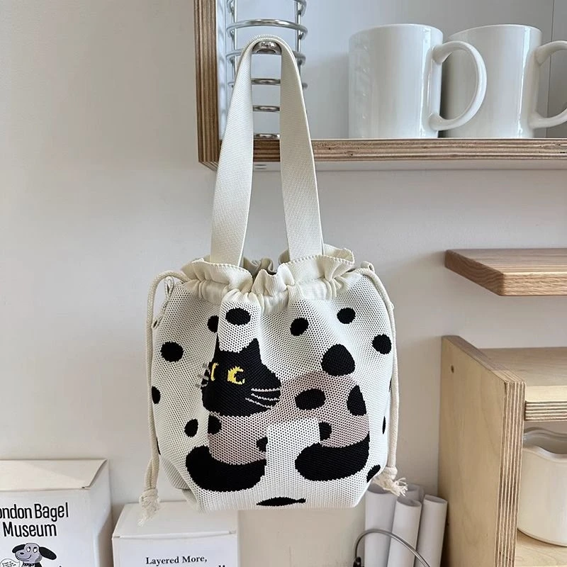 手机袋水桶包个性时尚学生束口包卡通百搭布包少女抽绳简约手拎包