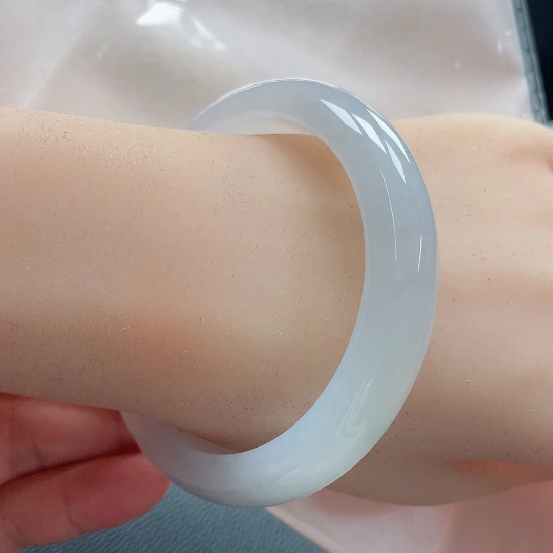 翡翠手镯未镶嵌缅甸翡翠手镯57圈