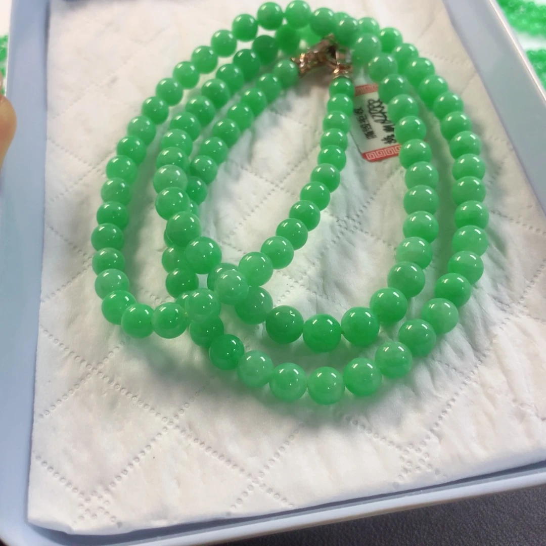 翡翠未镶嵌颈饰项链