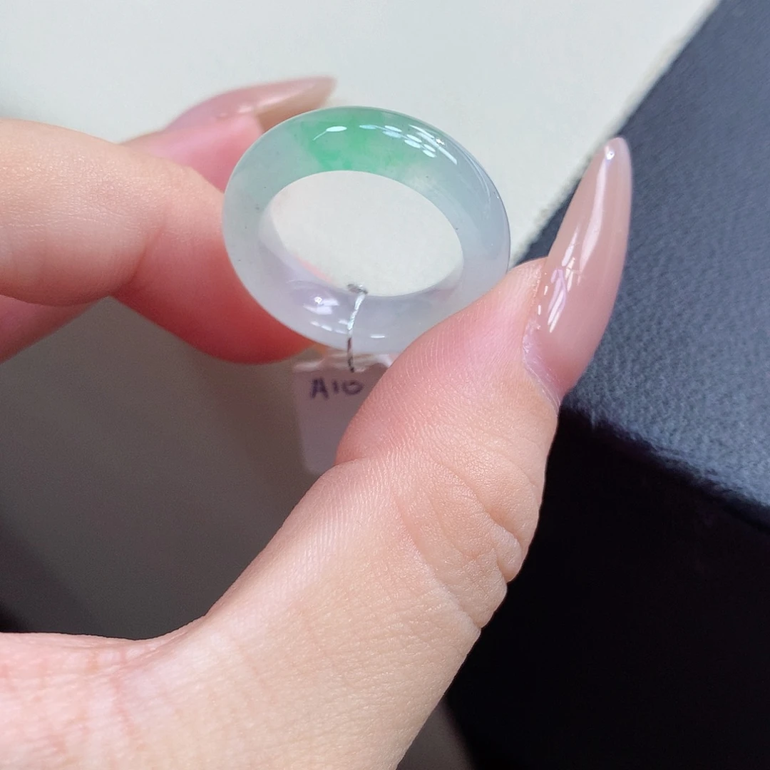 翡翠未镶嵌戒指12号