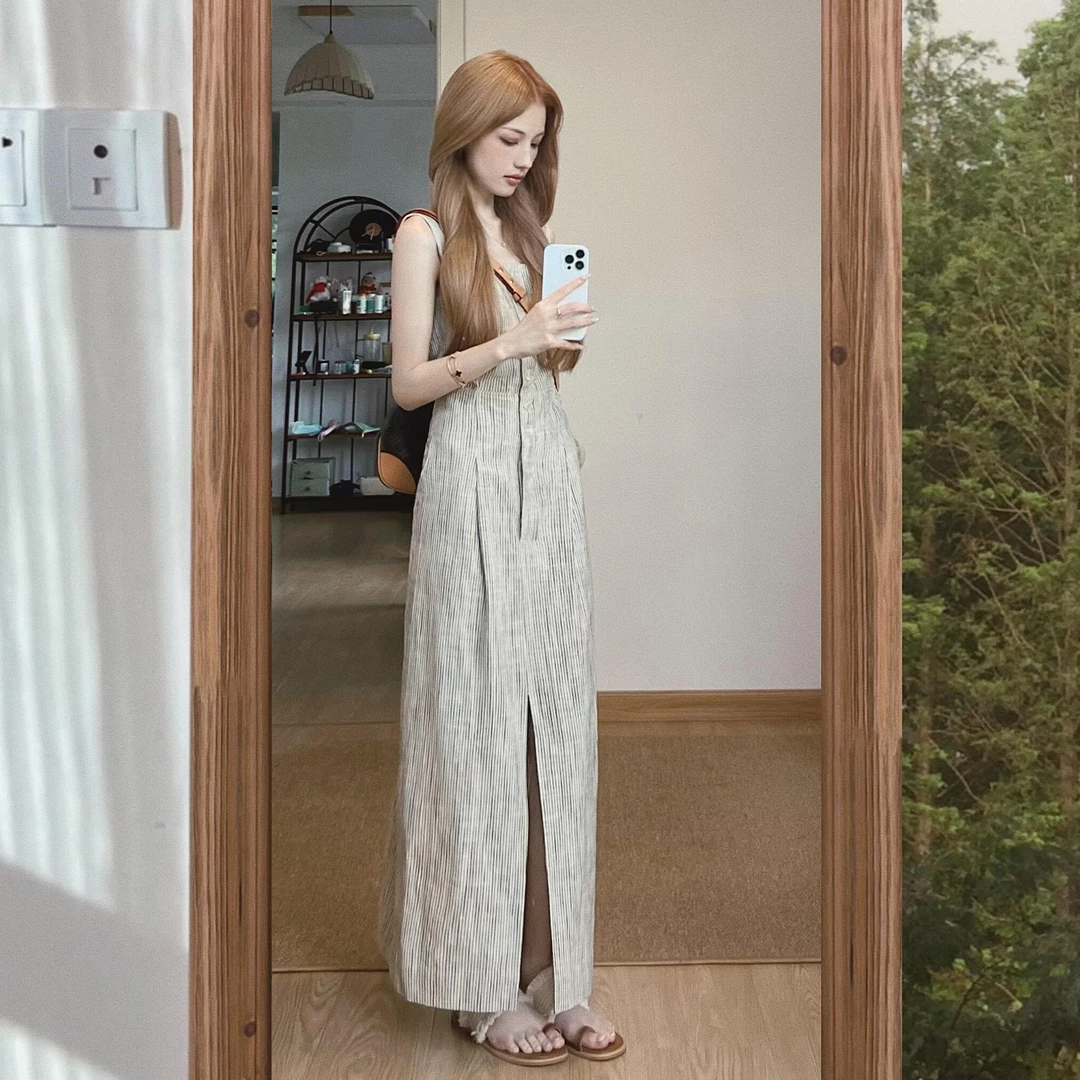 法式气质条纹吊带连衣裙子女夏季2025新款收腰显瘦背带长裙5223