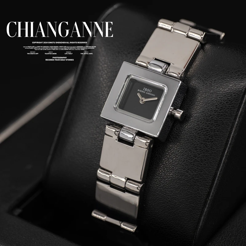 方形防水女表2025新品爆款简约气质轻奢时尚手表石英生日礼物腕表