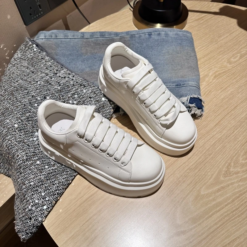 2025春季新款透气牛皮增高小白鞋百搭时尚厚底休闲鞋女鞋