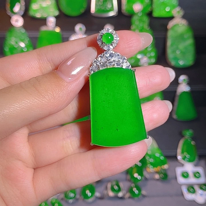 翡翠银S925镶嵌颈饰