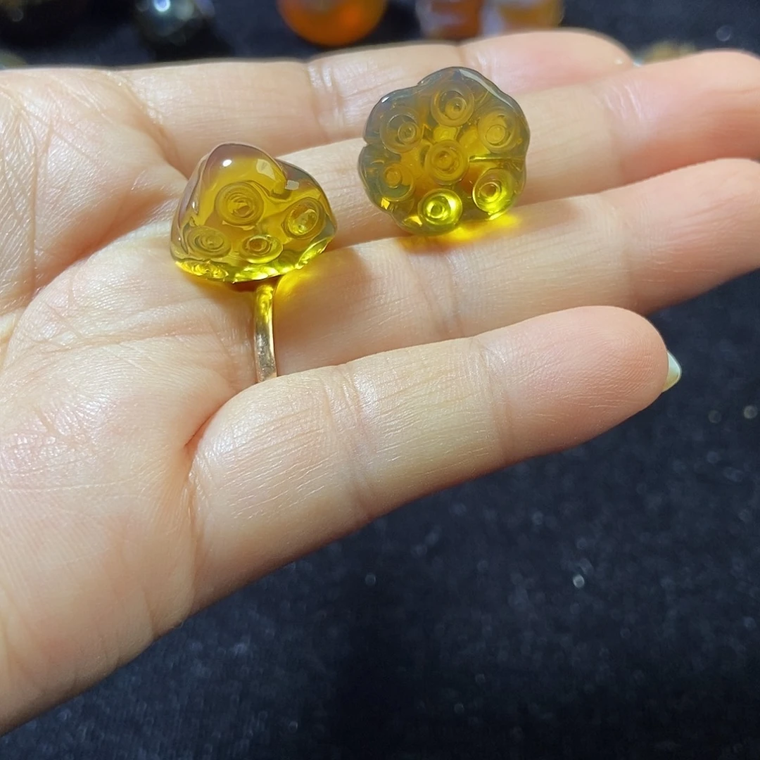 未镶嵌颈饰琥珀缅甸天然琥珀吊坠