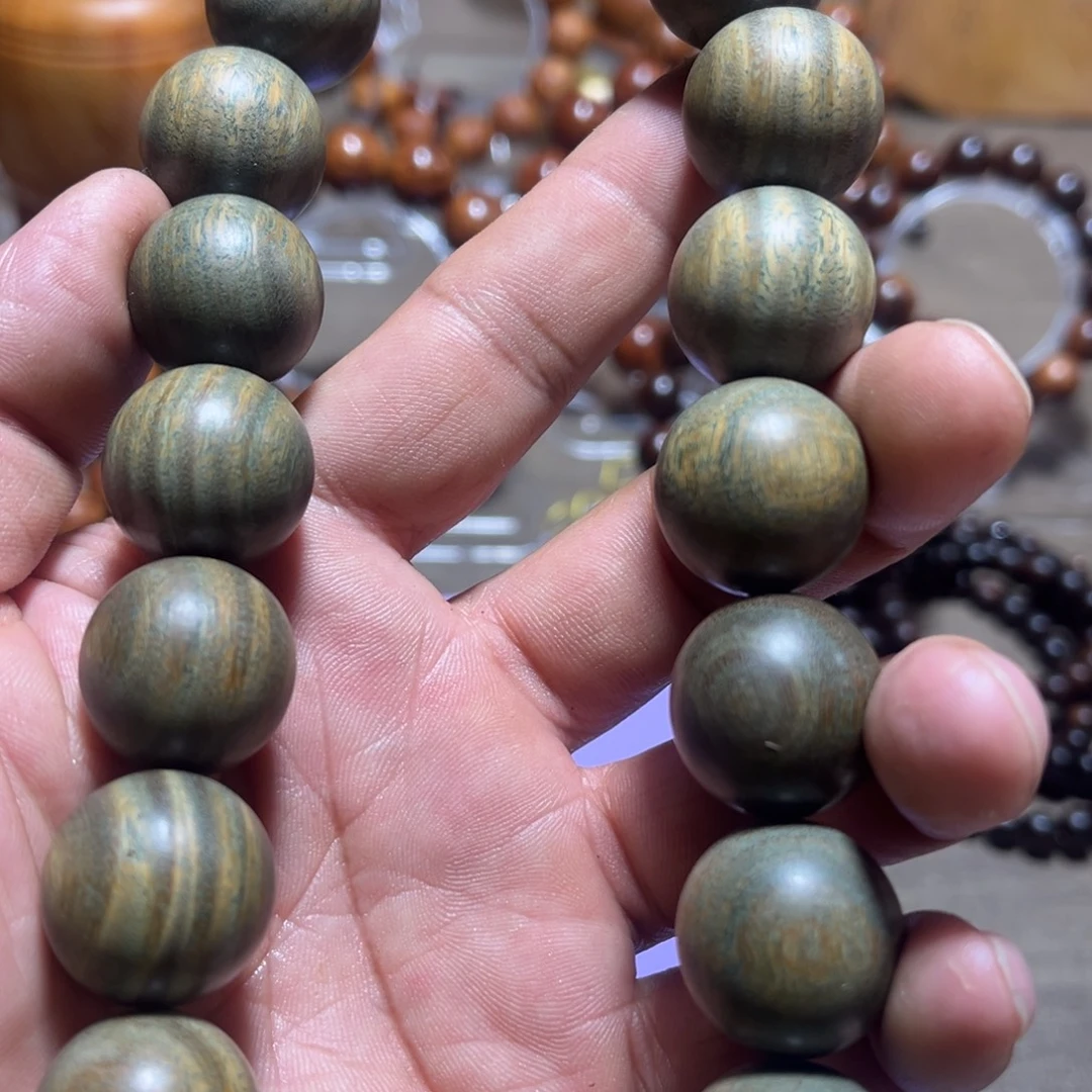 老***猫柏木（崖柏）绿檀，手持，2.0十八颗