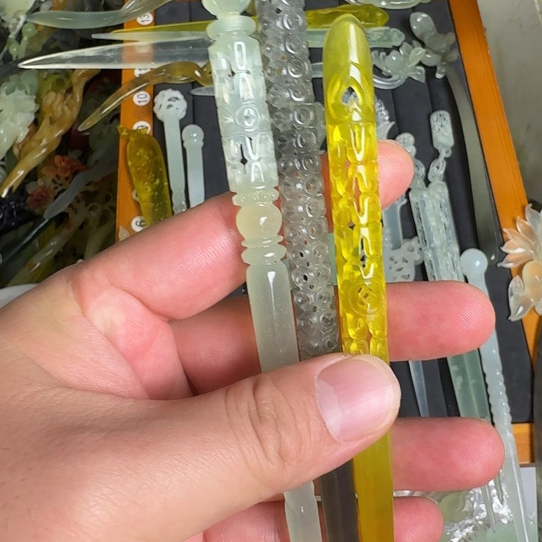 桶***桶蛇纹石玉未镶嵌发饰