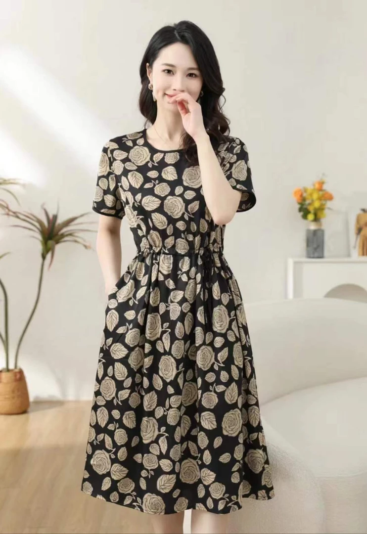 黑底玫瑰  气质中长款夏季时尚连衣裙百搭遮肉裙子217
