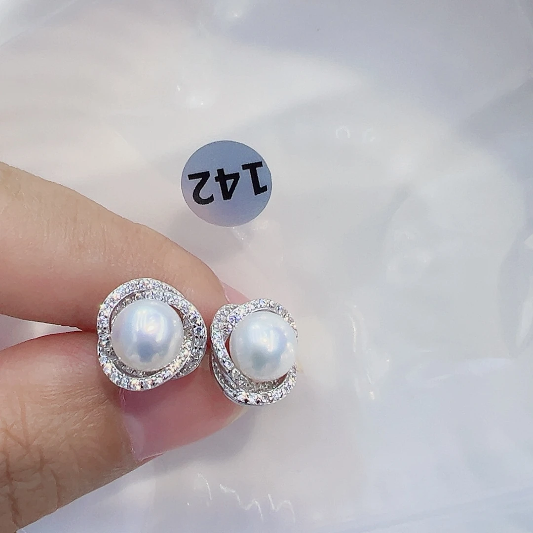微***雨银S925镶嵌耳饰淡水珍珠