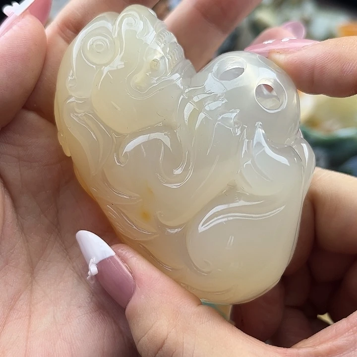 芸***汐玛瑙未镶嵌手饰玛瑙