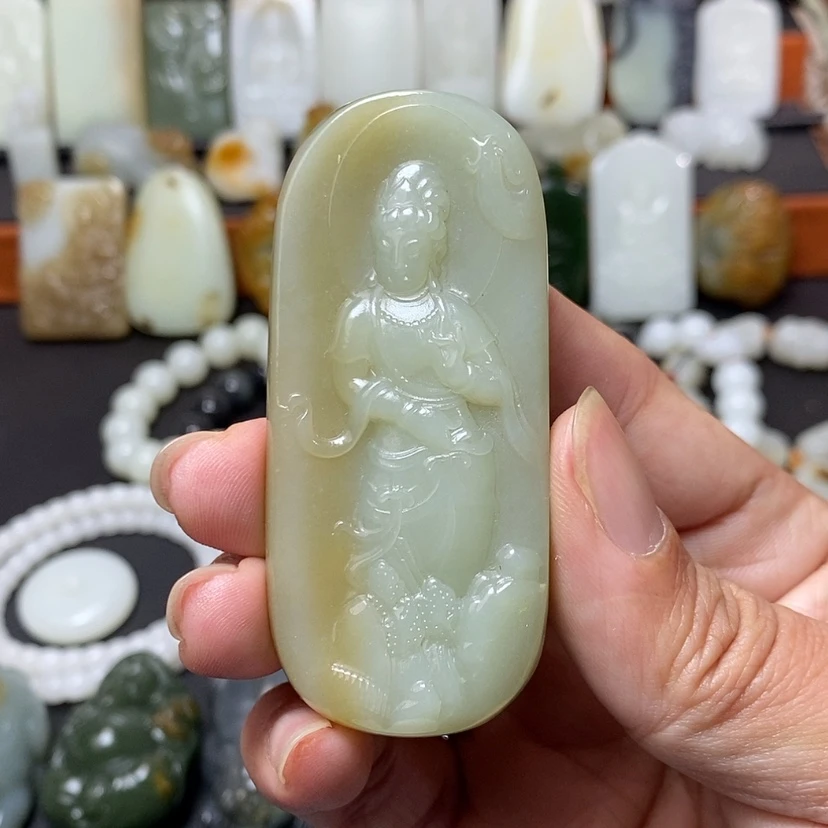 【闪购商品】颈饰未镶嵌和田玉