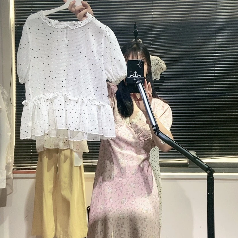 【闪购商品】白色波点