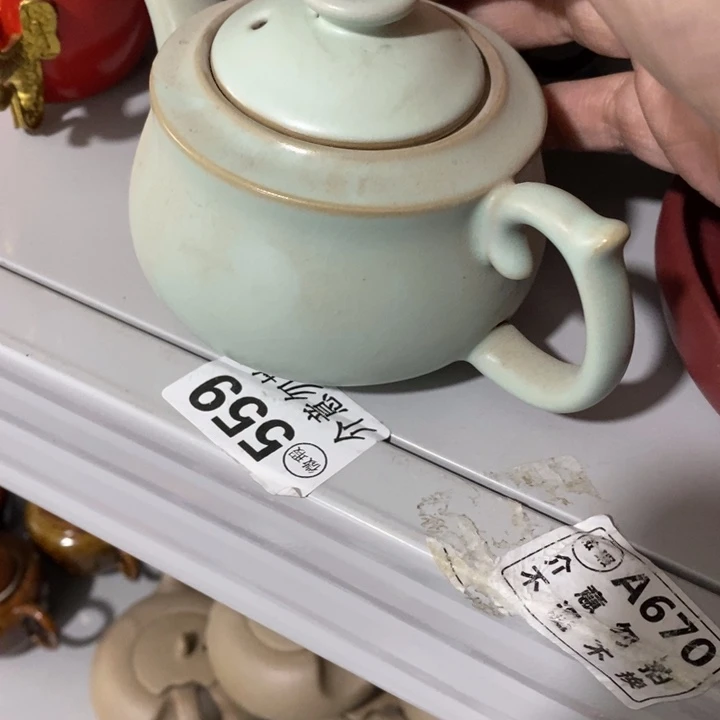 陶瓷艺术品及陶瓷壶