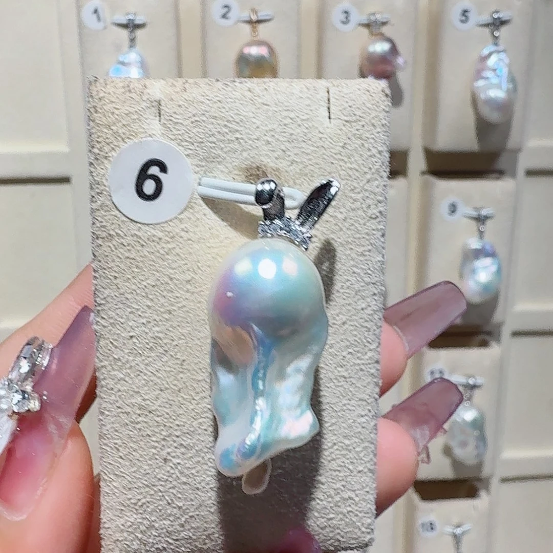 淡水珍珠合金颈饰