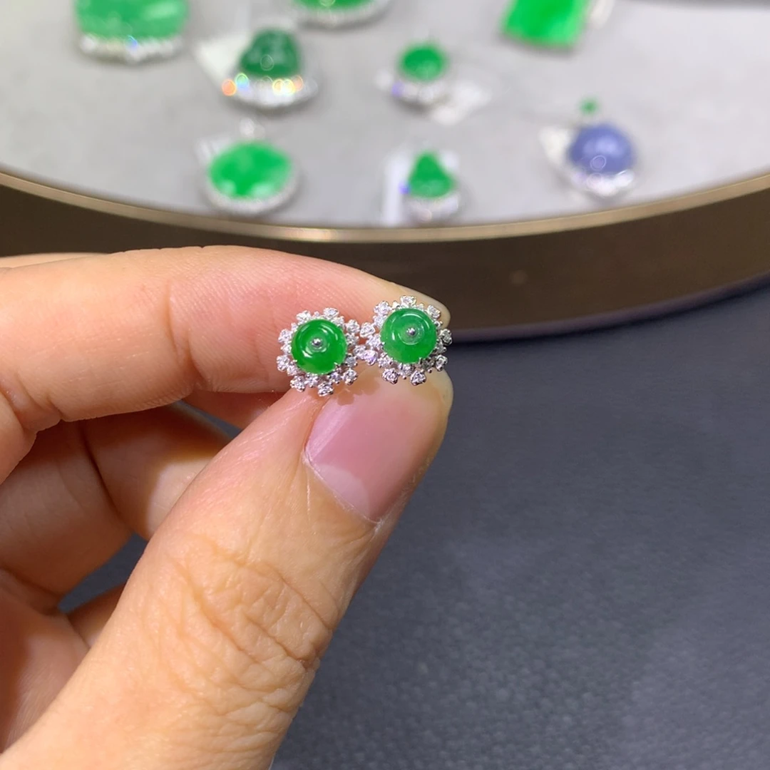 翡翠耳饰18K金镶嵌翡翠