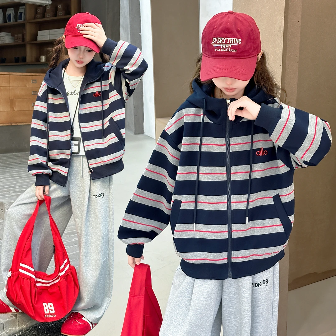 女童外套春秋款2025新款中大童网红潮款儿童洋气休闲时尚连帽上衣