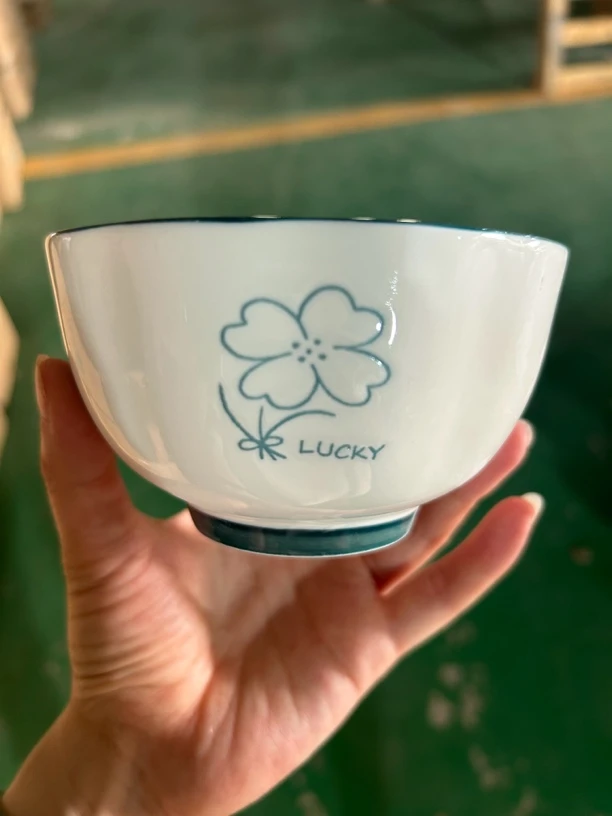 幸运草小碗 八只装 4.5英寸  约11.5cm