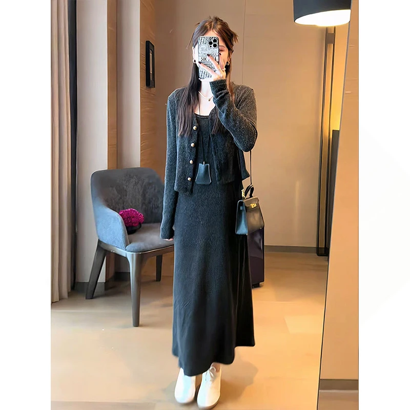 气质连衣裙2025新款女春秋氛围感小个子穿搭开衫背心裙子两件套装