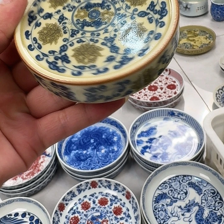 瓷片釉里金缠枝莲杯垫景德镇