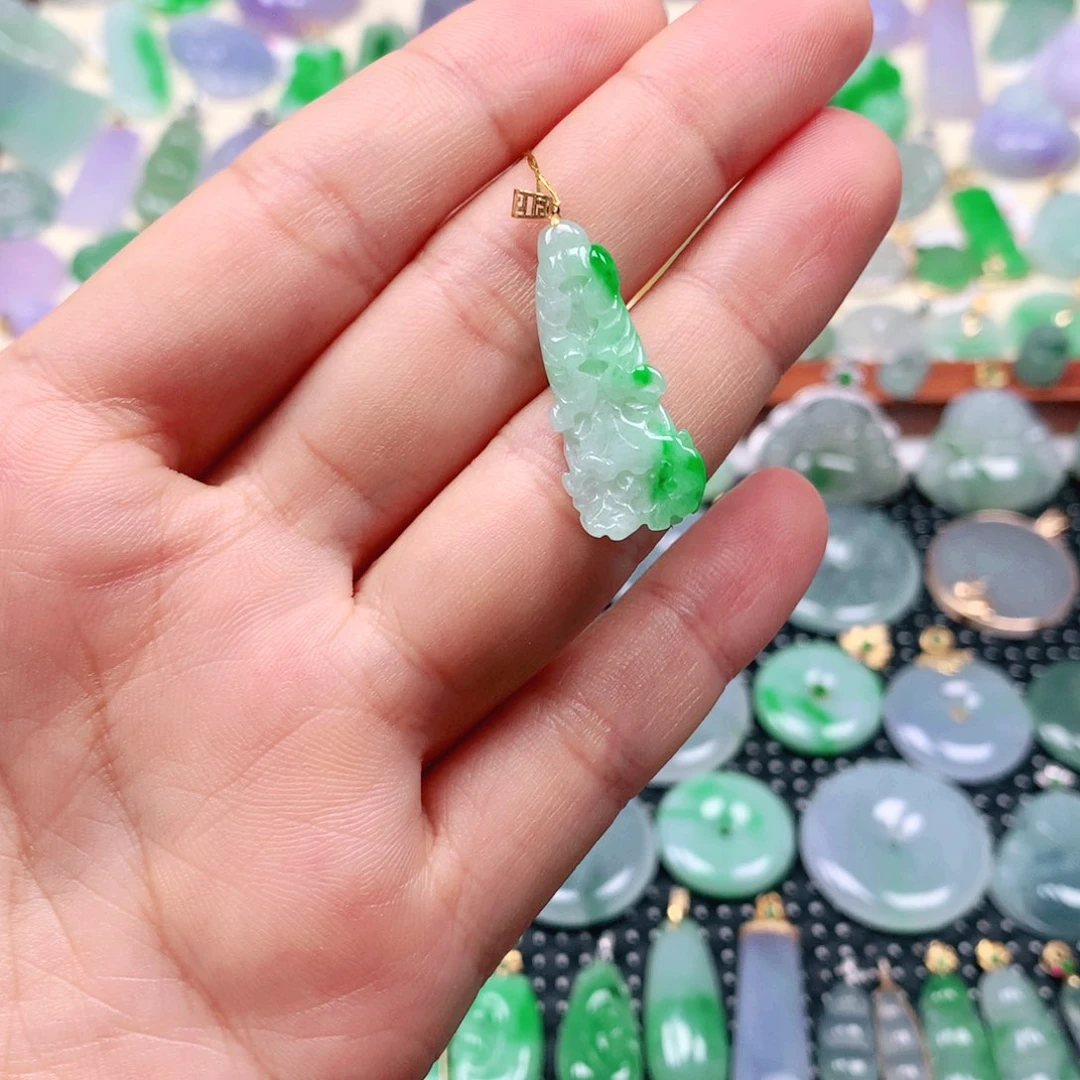 翡翠18K金镶嵌吊坠(不含链)