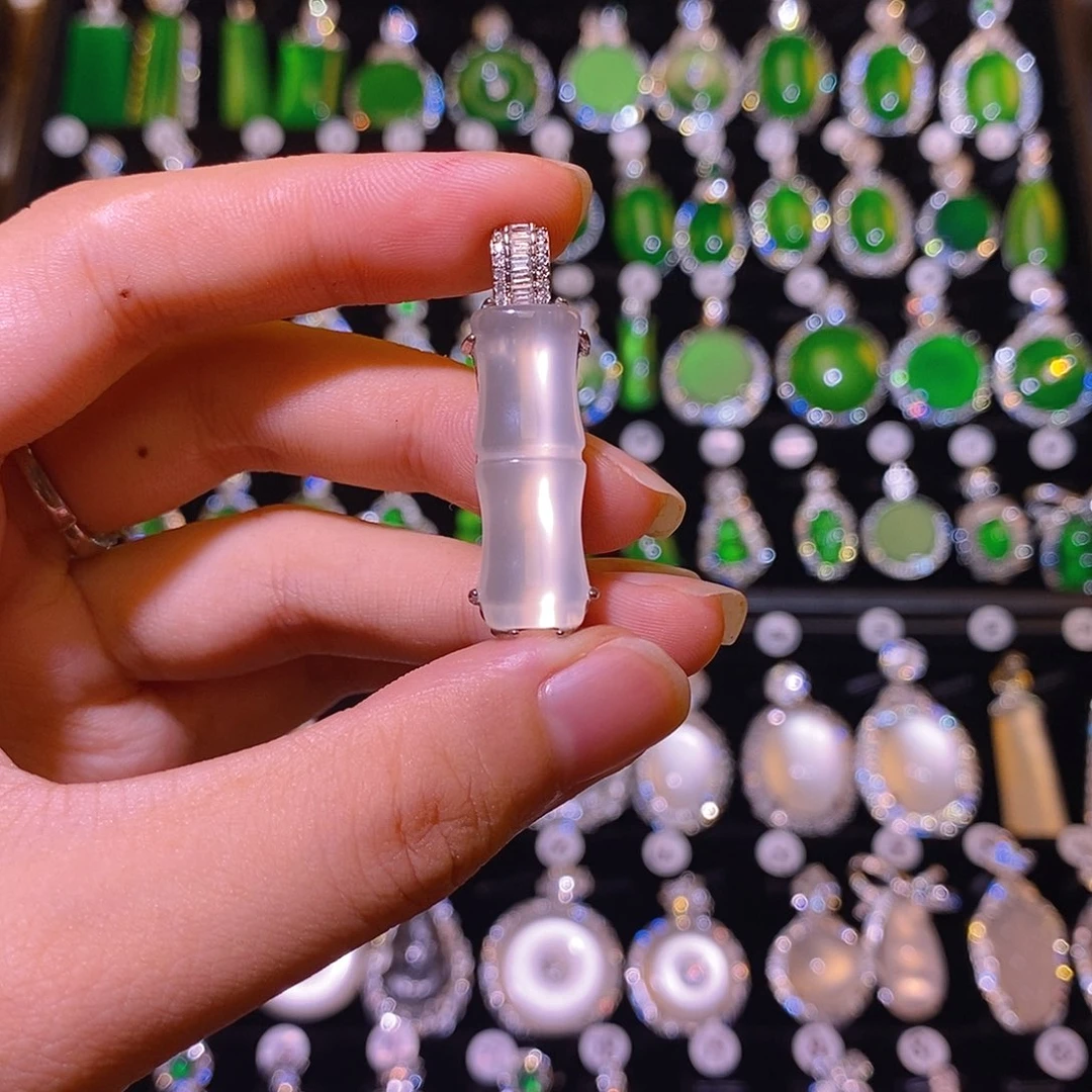 合金颈饰玛瑙/玉髓