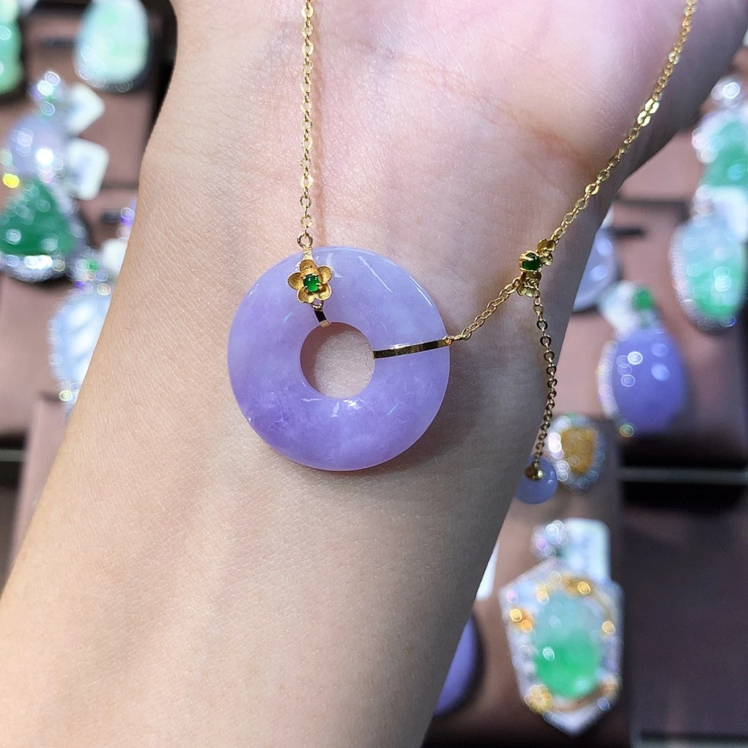 颈饰18K金镶嵌翡翠翡翠