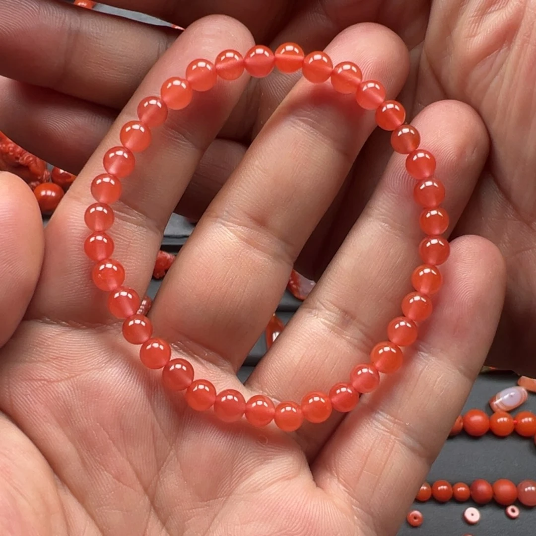 南红玛瑙手串未镶嵌