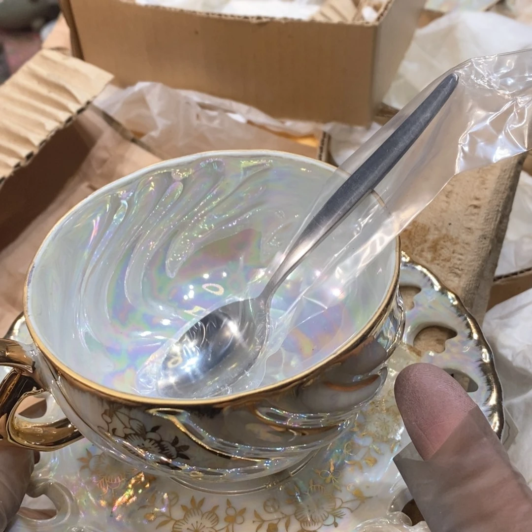 瓷片白***?冯点点滴滴点点滴滴