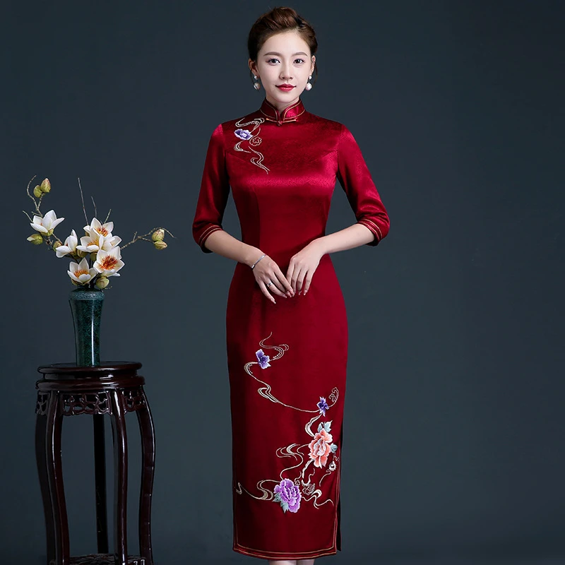 刺绣醋酸喜婆婆婚宴装旗袍高端大码长款连衣裙婚礼妈妈礼服新款