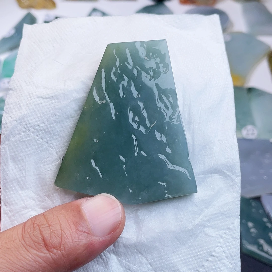 定制翡翠未镶嵌翡翠挂件