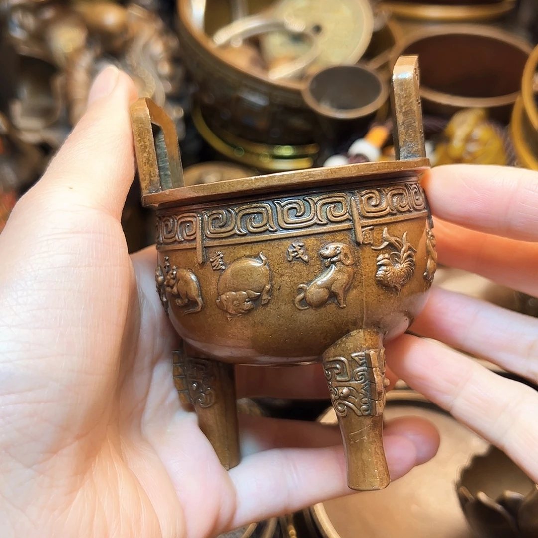 精美铜器工艺品等