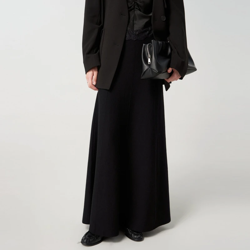 U/TI黑色法式轻熟风半身裙女百搭简约垂感A字裙