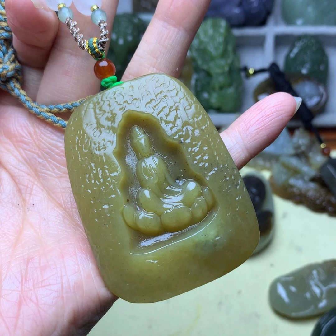 和田玉未镶嵌颈饰