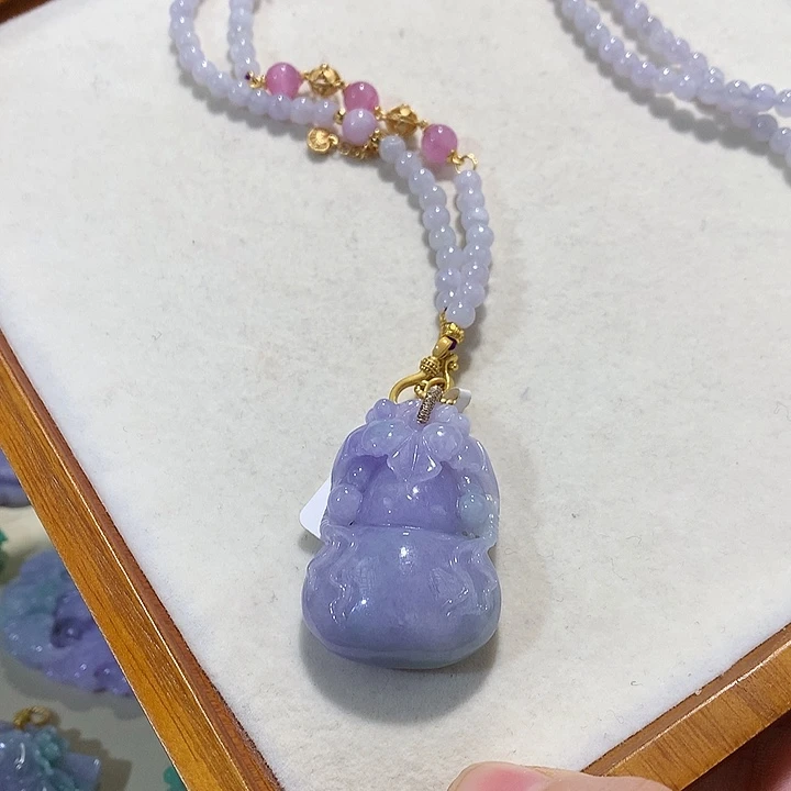 翡翠未镶嵌颈饰翡翠吊坠