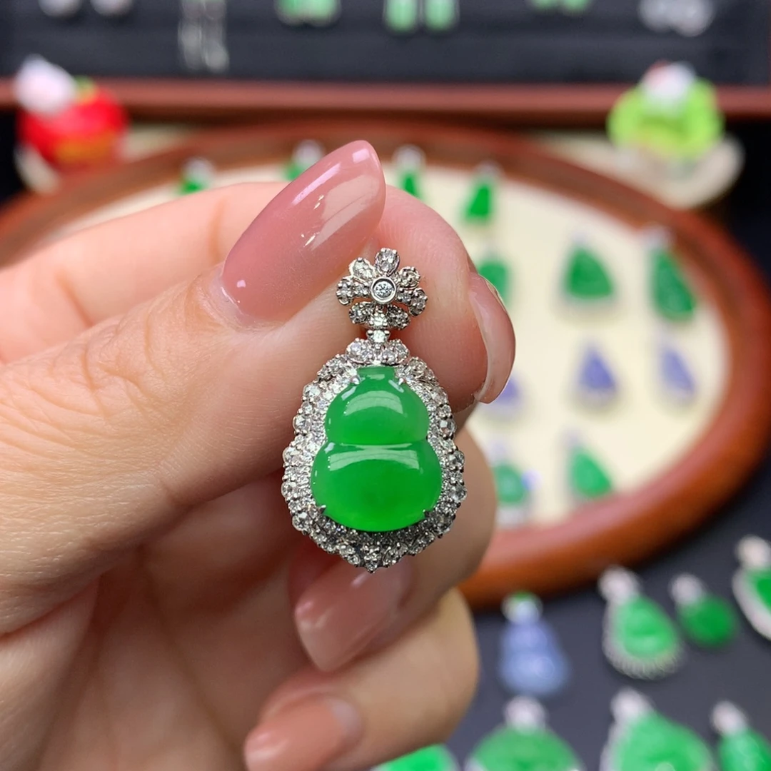 翡翠18K金镶嵌吊坠(不含链)