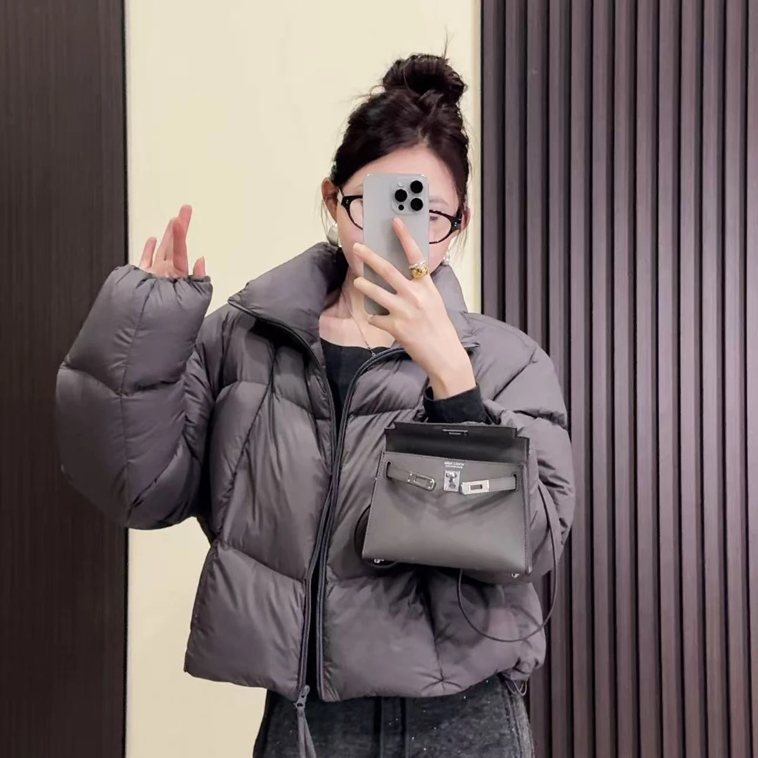 HNIH石艺2025冬季新款韩版90155休闲泡芙立领90白鸭绒羽绒服