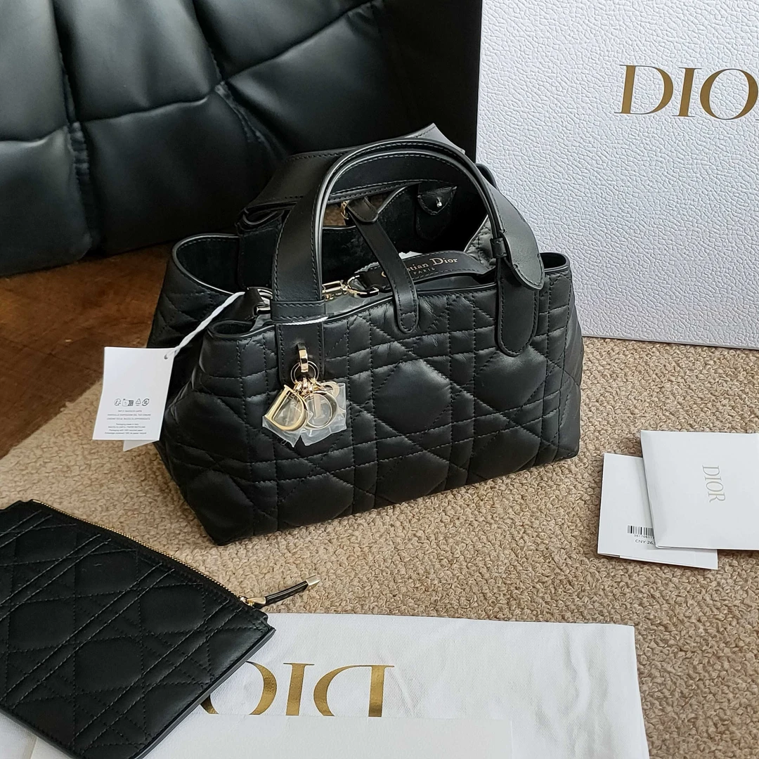 99新 DIOR/迪奥 Azul-黑金牛皮Toujours小号手提包/39094