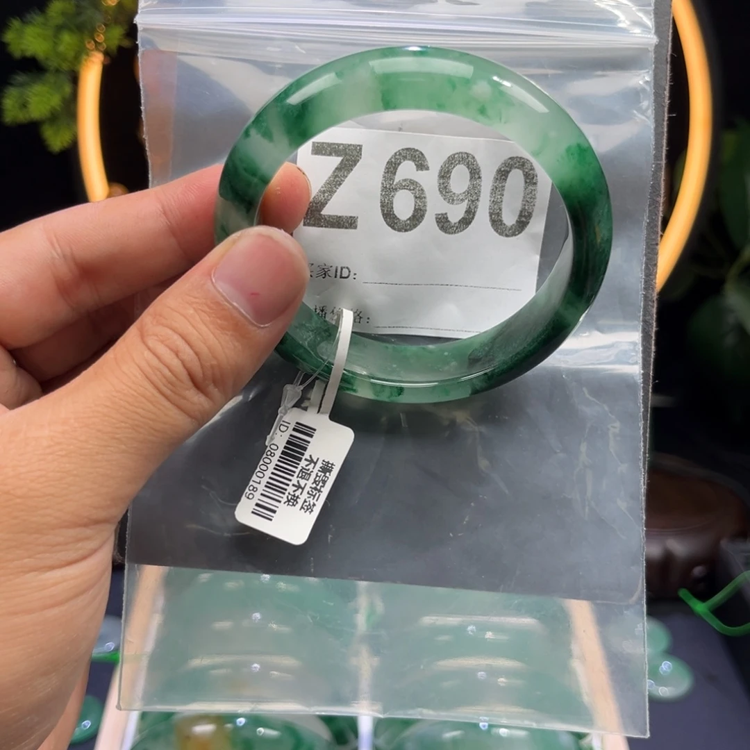 石英质玉（非洲翠）手镯未镶嵌Z690 圈口55