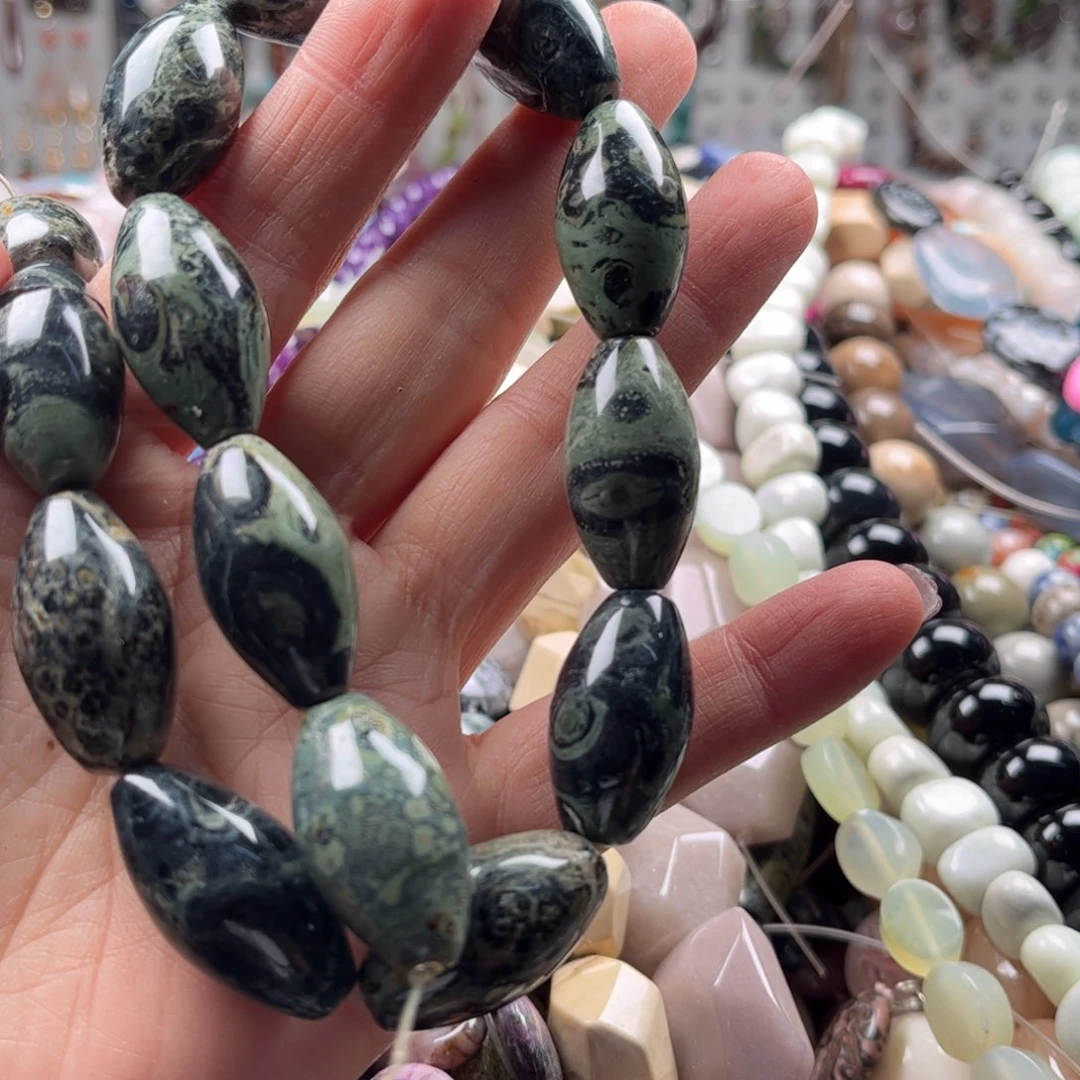 石英质玉珠宝奇石未镶嵌图