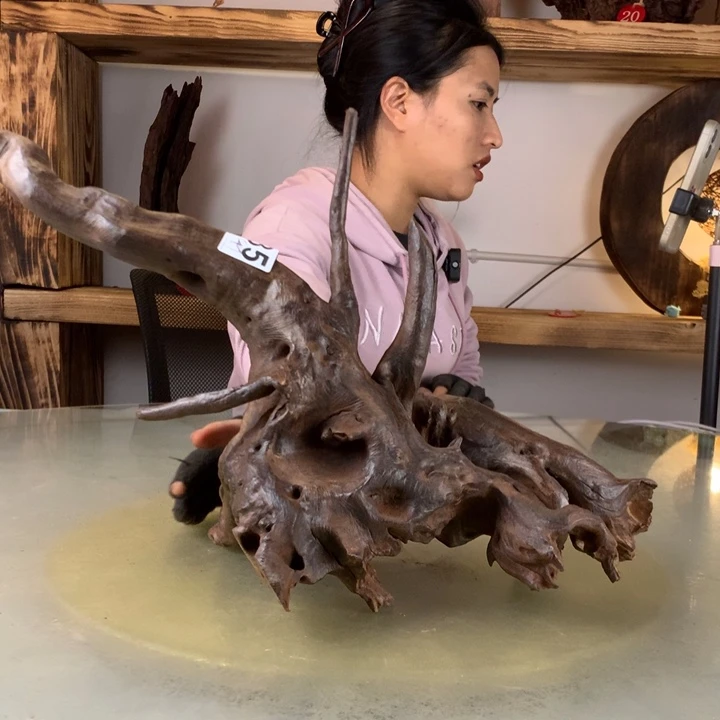 执***手天然的云南紫柚木会黄水