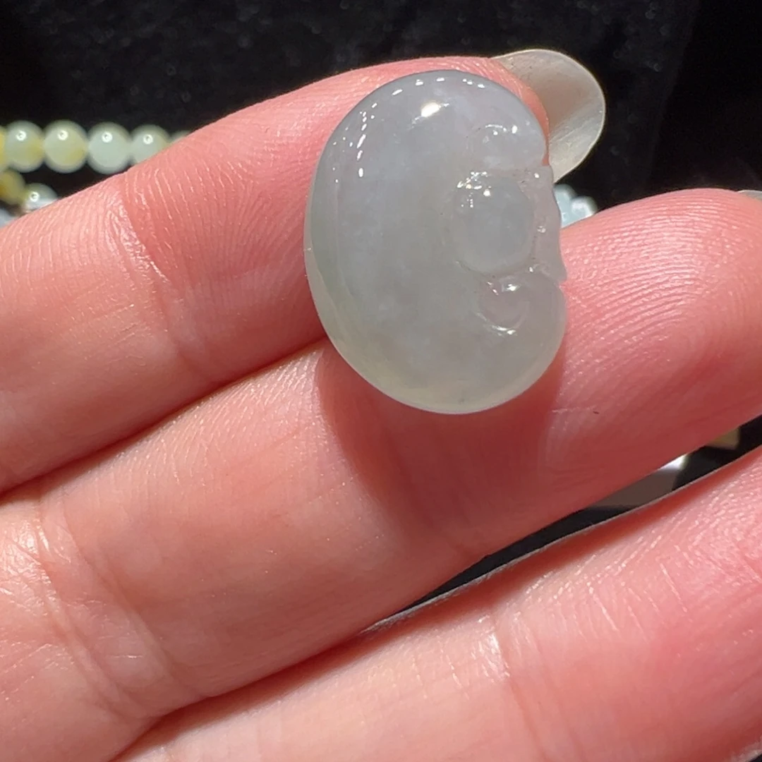 翡翠未镶嵌颈饰吊坠